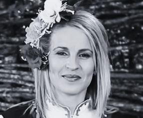 Portrait-Foto der Sängerin Radkoya Ilieva